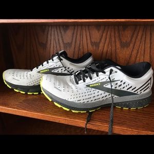 Brooks Ghost 13